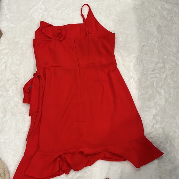 Dress - Picture 3 of 3